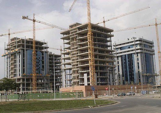 Edificios en construcción — sector edificación
